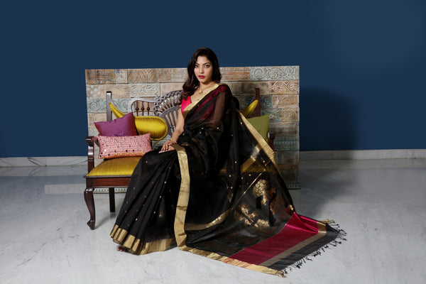 Kala teeka saree – Mint n' Oranges