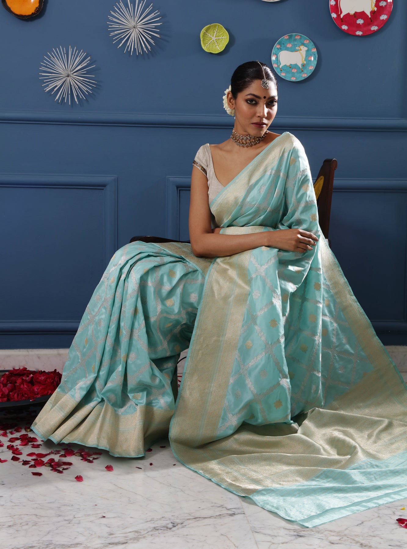 Heer neel saree