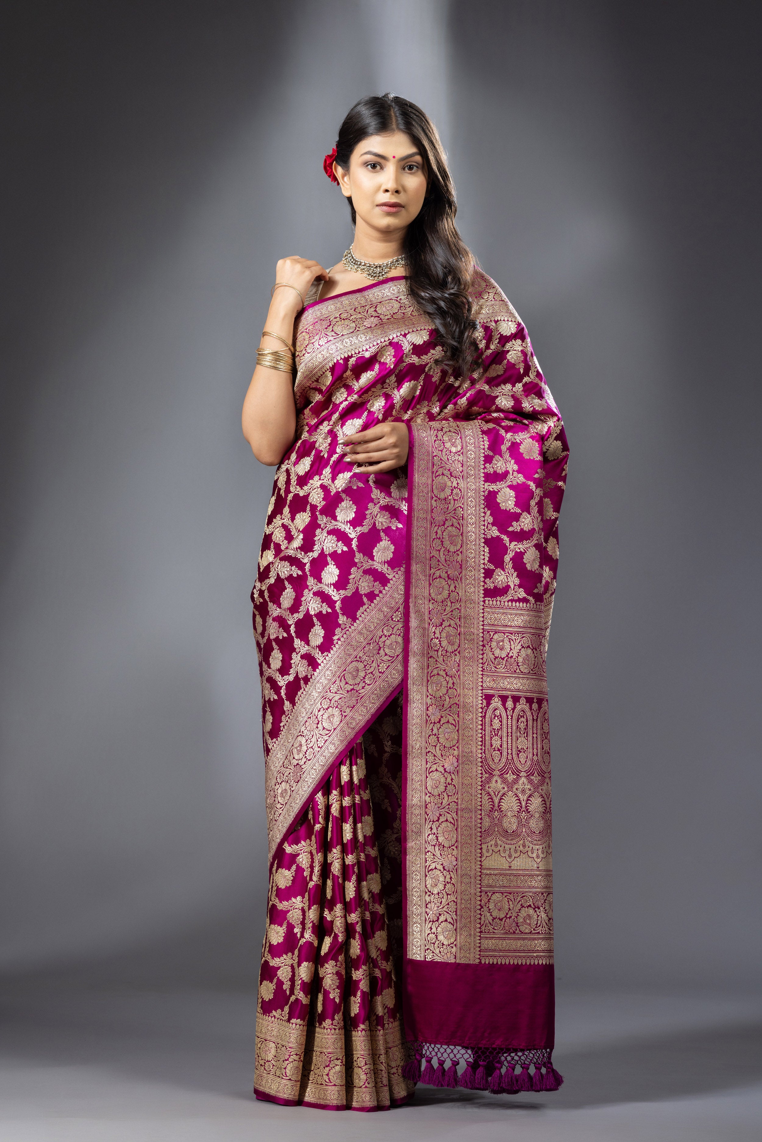 Zeenat saree