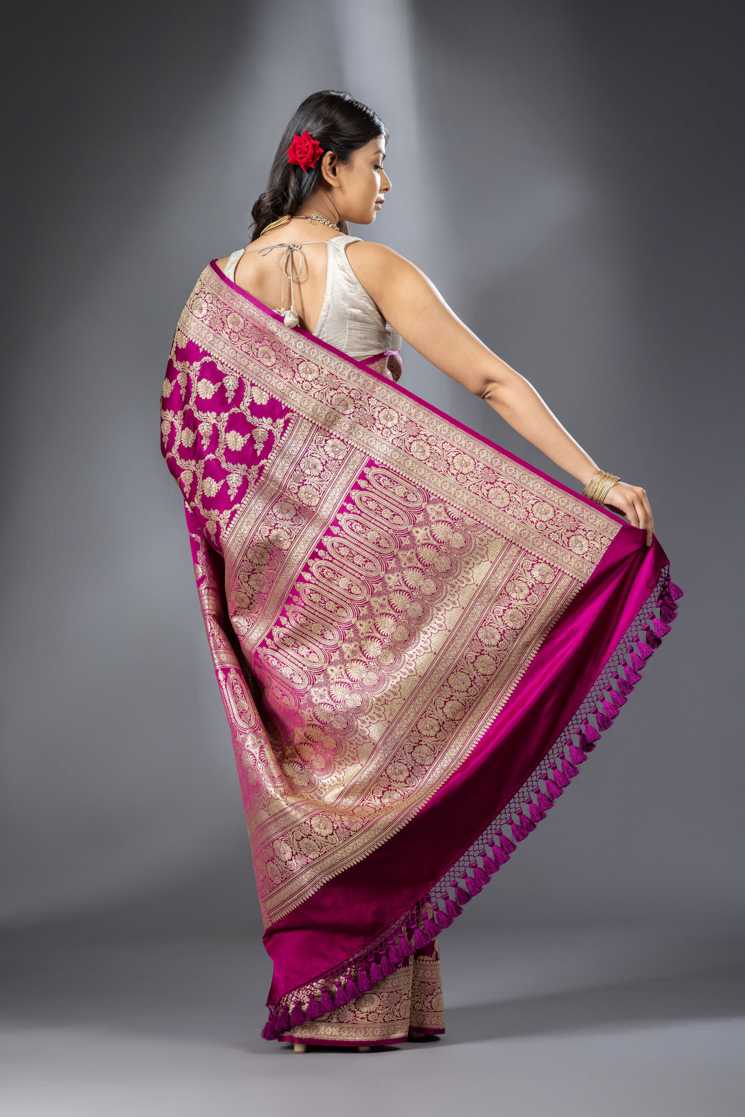 Zeenat saree