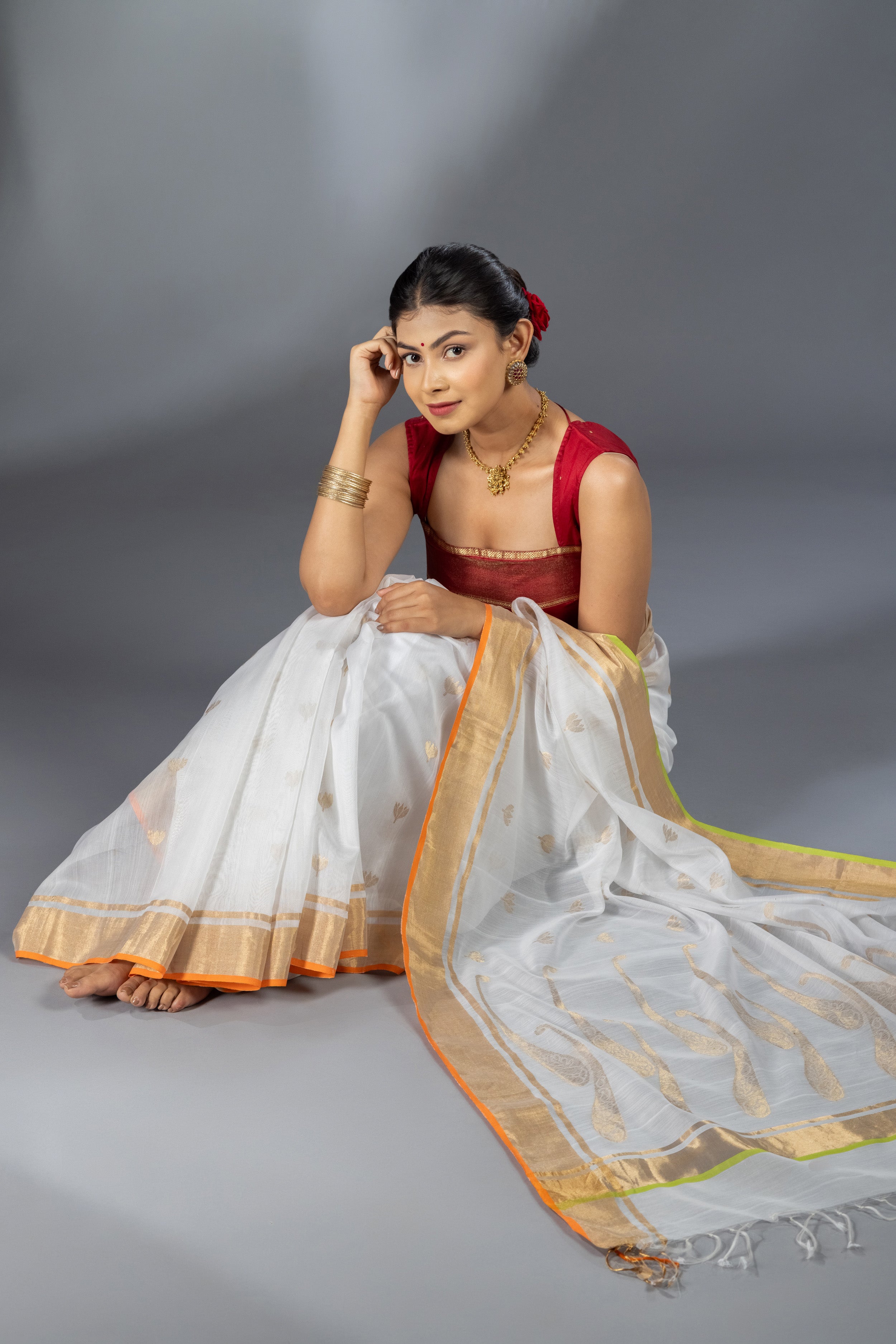 Shweta lotus saree